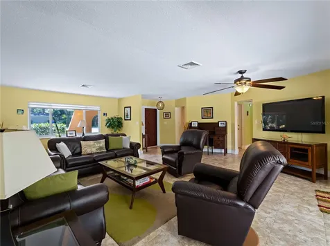 424 Baycrest Drive Venice FL 34285