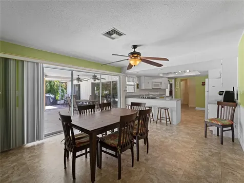 424 Baycrest Drive Venice FL 34285