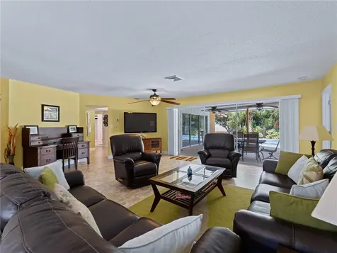 424 Baycrest Drive Venice FL 34285