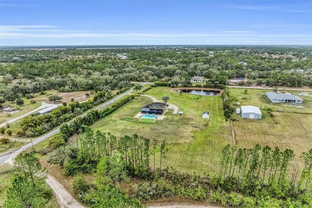 7605 257th Street E Myakka City FL 34251