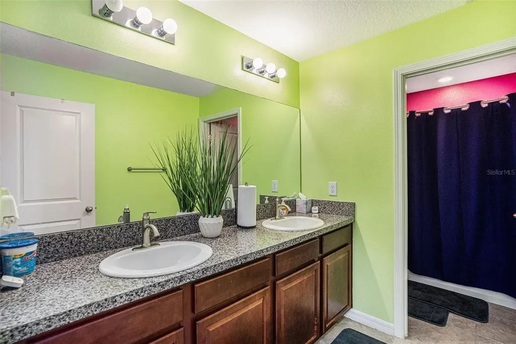 12631 Flatwood Creek Drive Gibsonton FL 33534