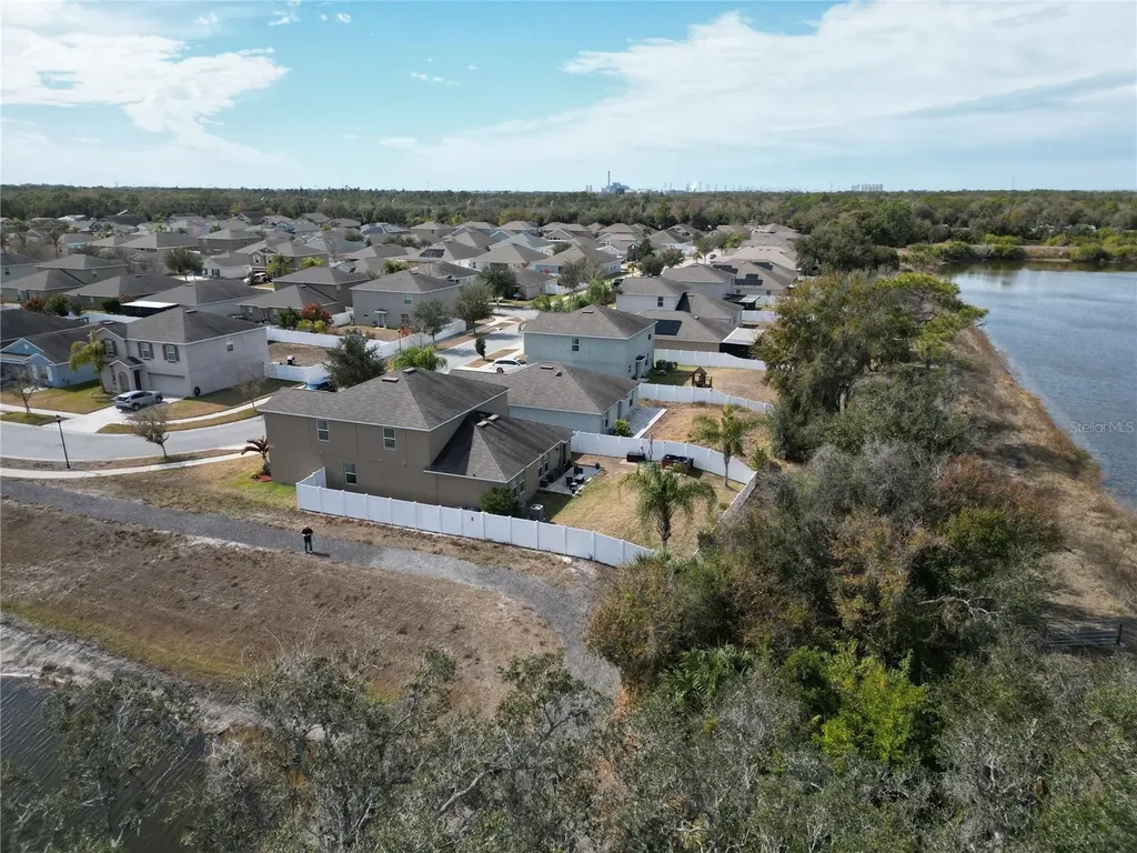 12631 Flatwood Creek Drive Gibsonton FL 33534
