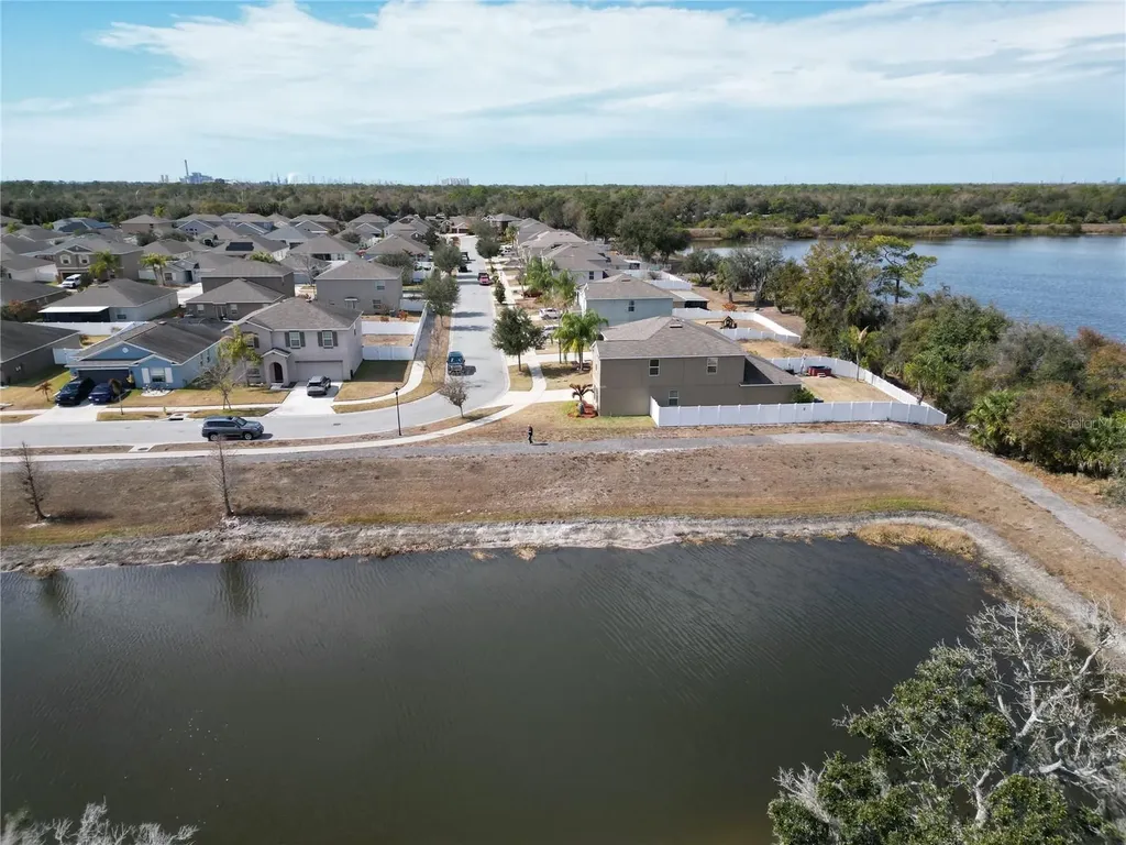 12631 Flatwood Creek Drive Gibsonton FL 33534