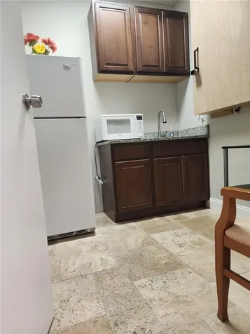 2500 W Lake Mary Boulevard Lake Mary FL 32746