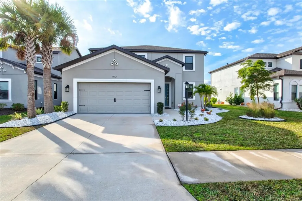 9312 Tequila Sunrise Drive Sarasota FL 34241