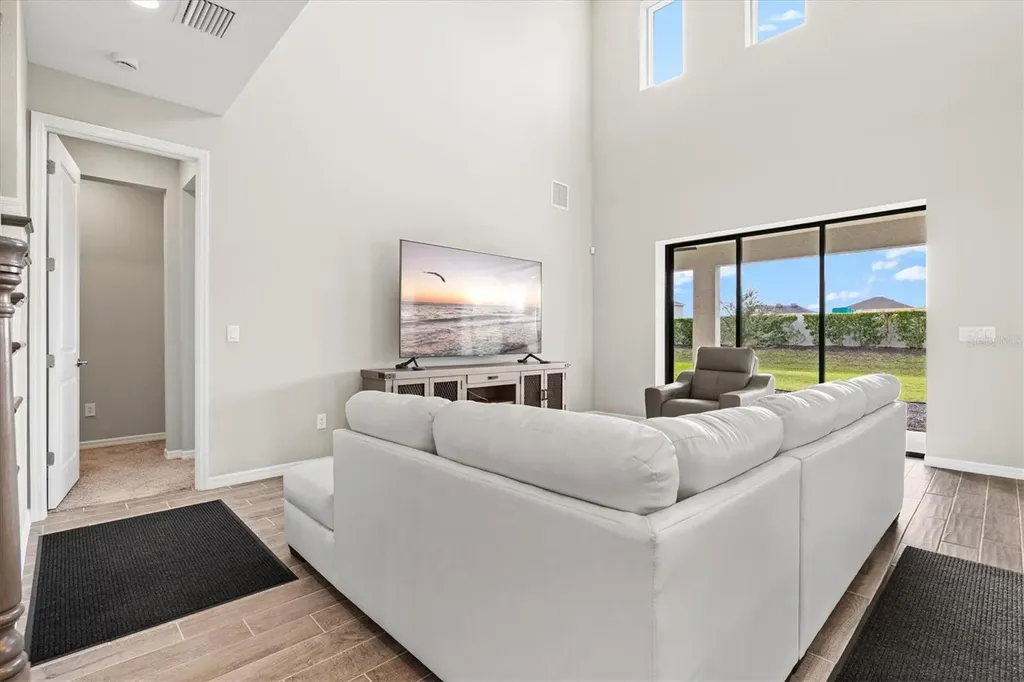 9312 Tequila Sunrise Drive Sarasota FL 34241