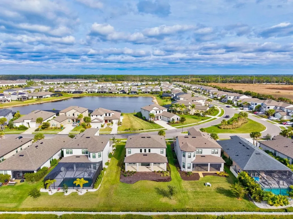 9312 Tequila Sunrise Drive Sarasota FL 34241