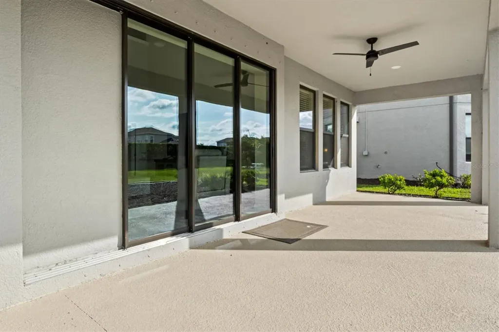 9312 Tequila Sunrise Drive Sarasota FL 34241