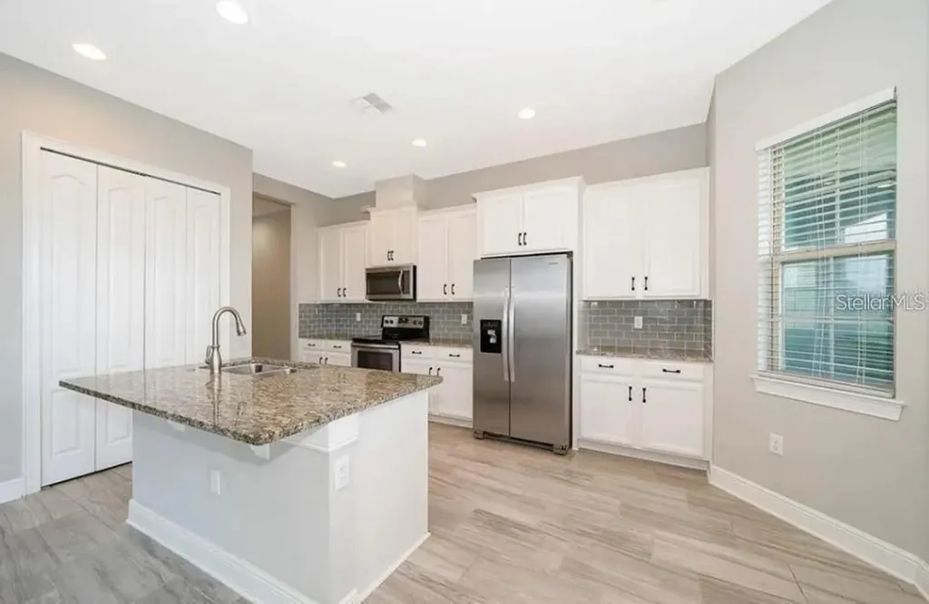 10425 Siddington Drive Orlando FL 32832