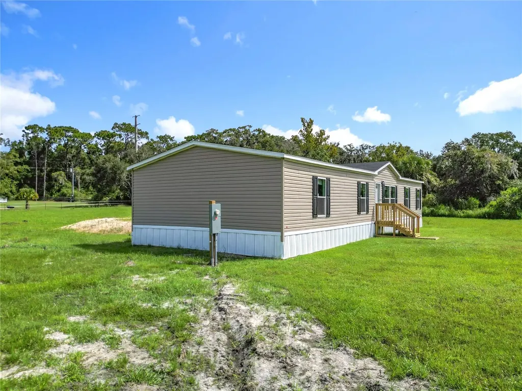 8969 W Candleglow Street Crystal River FL 34428