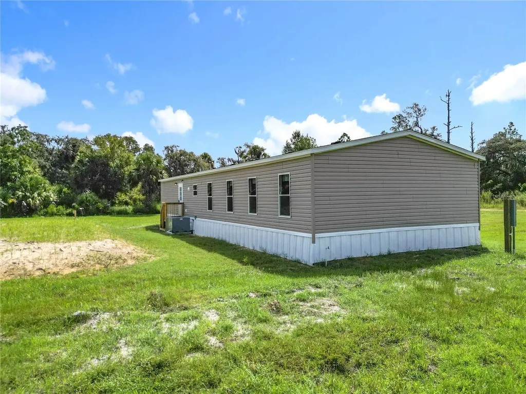 8969 W Candleglow Street Crystal River FL 34428