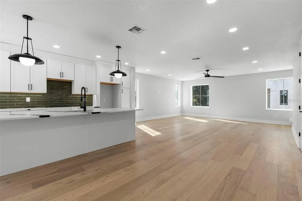 4208 W Carmen Street Tampa FL 33609