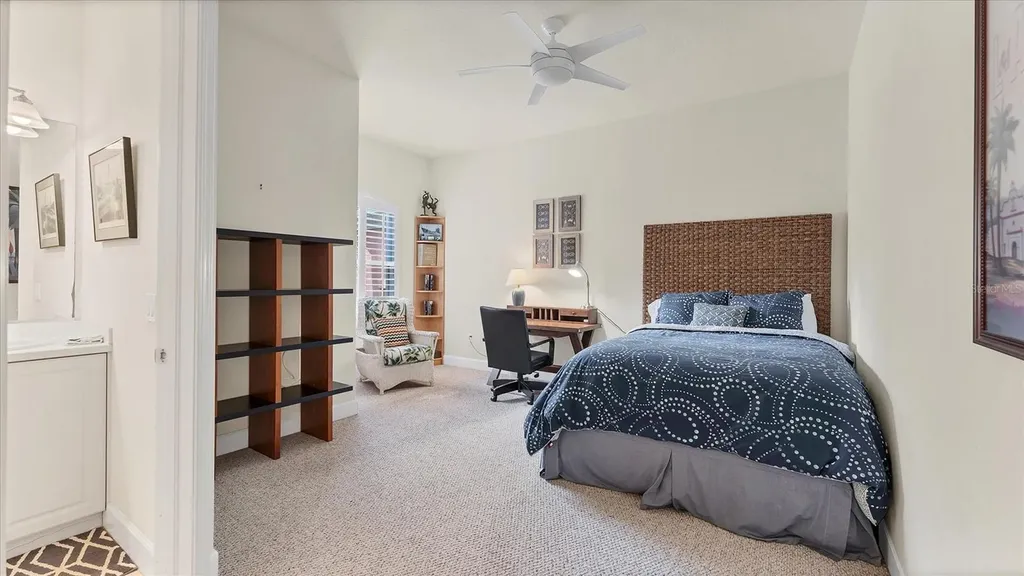 5433 46th Court W Bradenton FL 34210