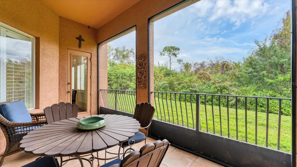 5433 46th Court W Bradenton FL 34210