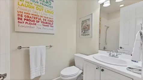 5433 46th Court W Bradenton FL 34210