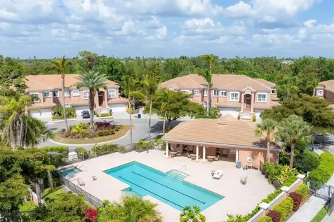 5433 46th Court W Bradenton FL 34210