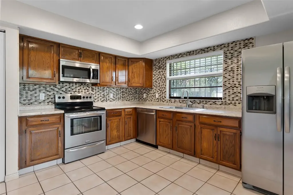 8208 La Serena Drive Tampa FL 33614