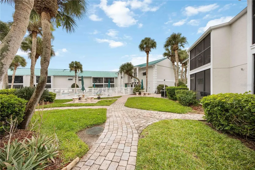 5631 Midnight Pass Road Sarasota FL 34242