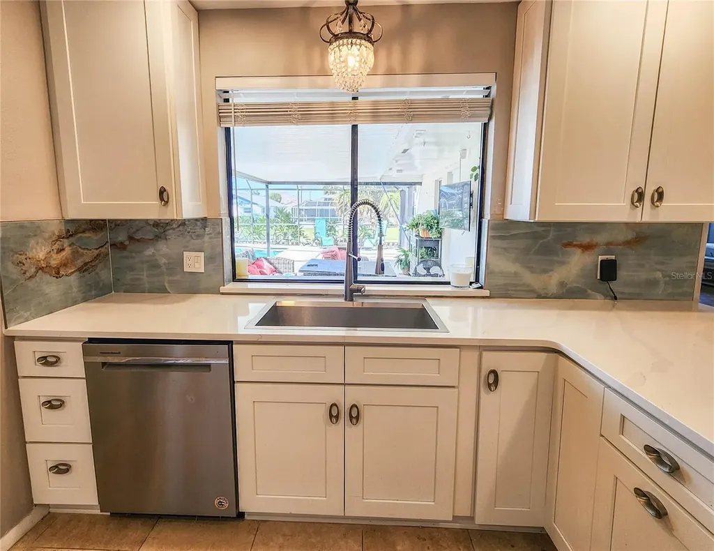 24 Claridge Court S Palm Coast FL 32137
