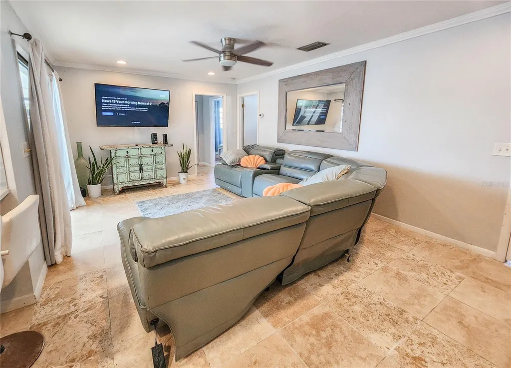 24 Claridge Court S Palm Coast FL 32137