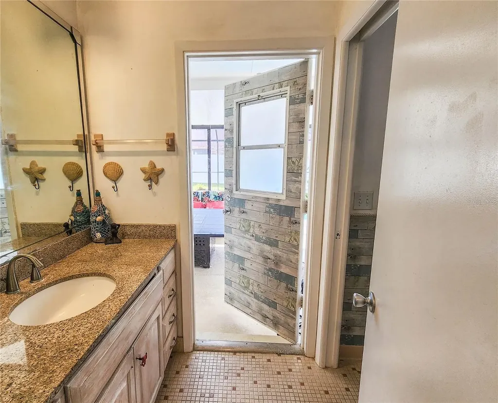 24 Claridge Court S Palm Coast FL 32137