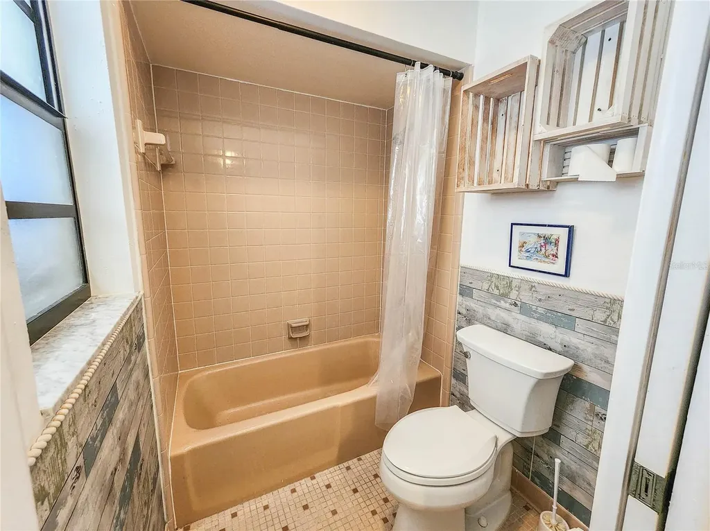 24 Claridge Court S Palm Coast FL 32137
