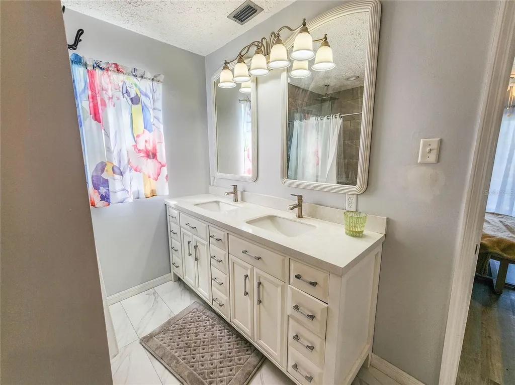24 Claridge Court S Palm Coast FL 32137