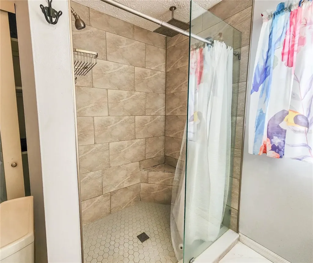 24 Claridge Court S Palm Coast FL 32137