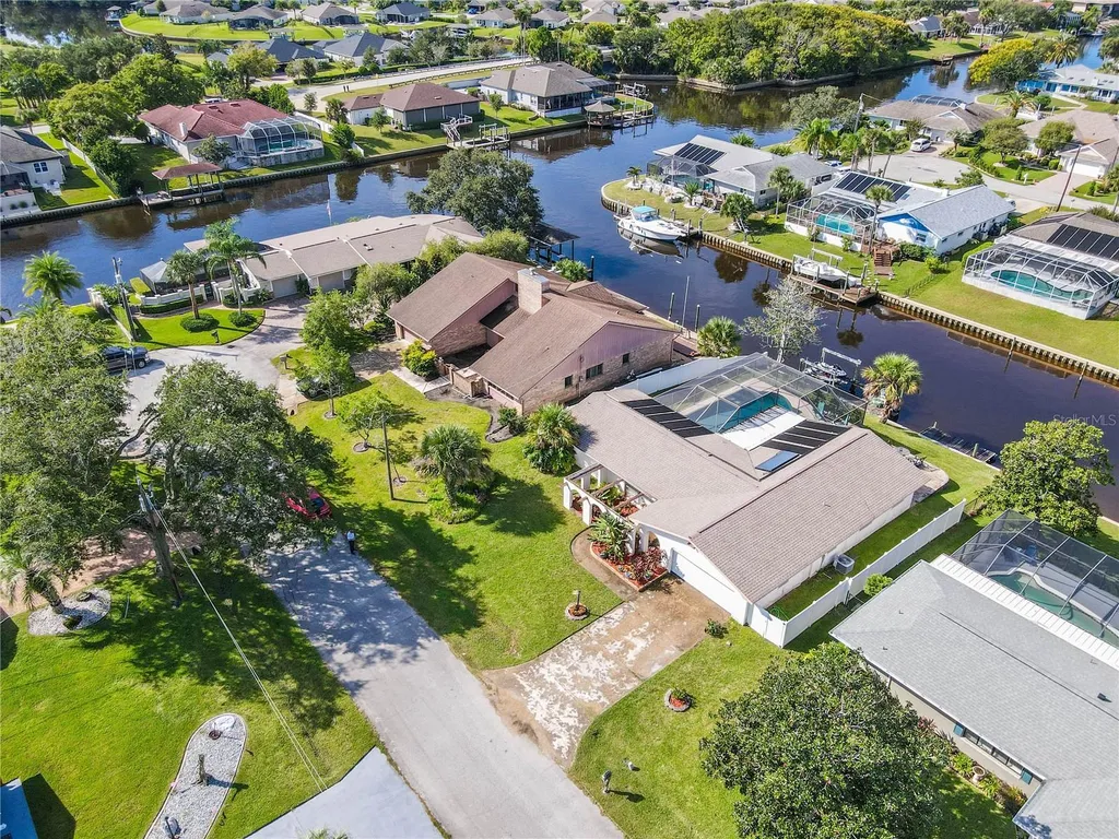 24 Claridge Court S Palm Coast FL 32137