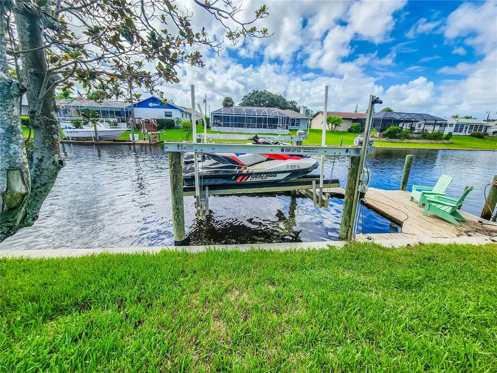 24 Claridge Court S Palm Coast FL 32137