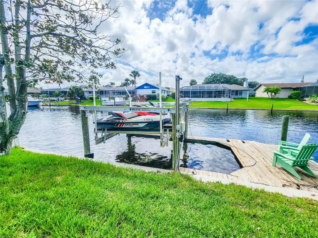 24 Claridge Court S Palm Coast FL 32137