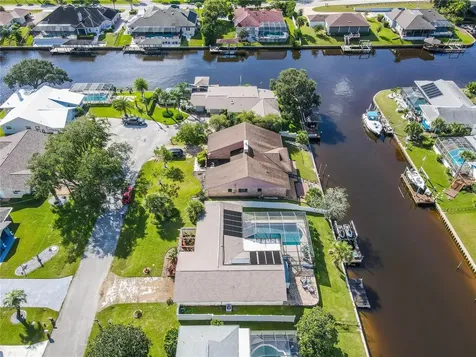 24 Claridge Court S Palm Coast FL 32137