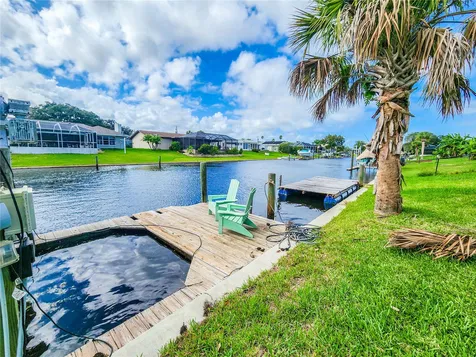 24 Claridge Court S Palm Coast FL 32137