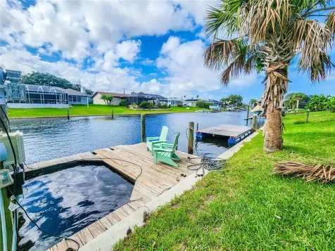 24 Claridge Court S Palm Coast FL 32137