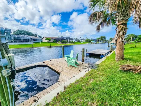 24 Claridge Court S Palm Coast FL 32137