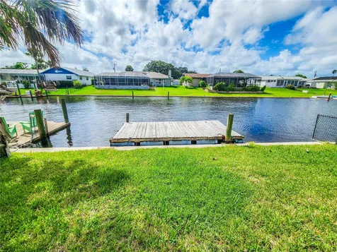 24 Claridge Court S Palm Coast FL 32137