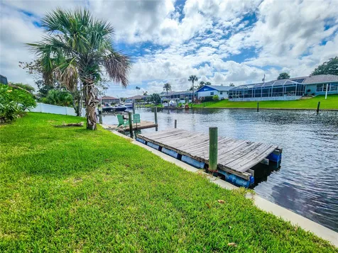 24 Claridge Court S Palm Coast FL 32137