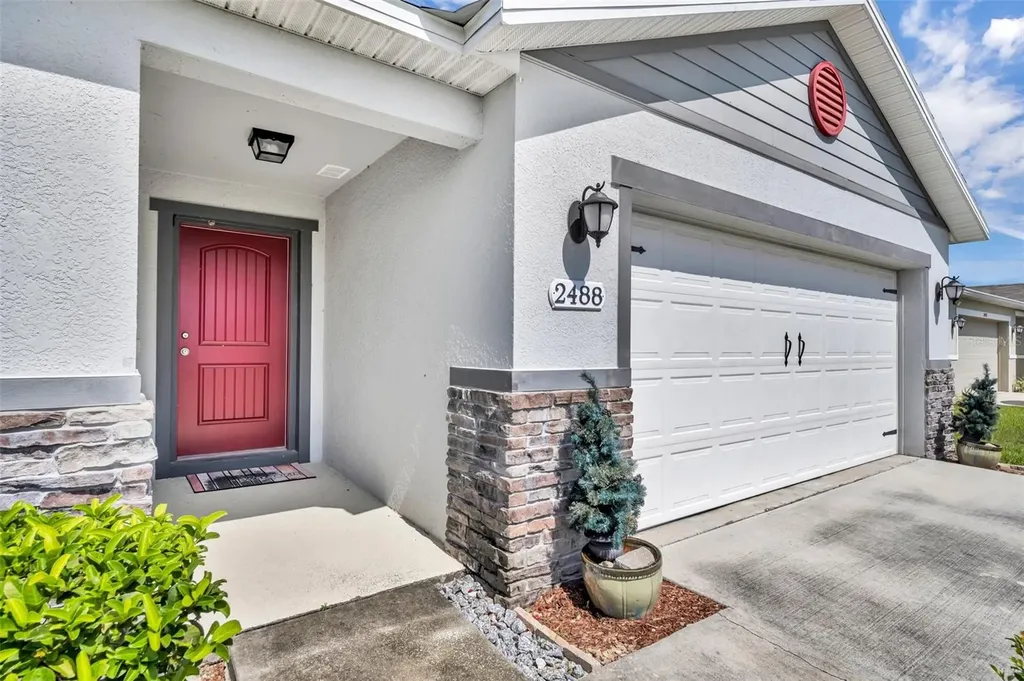 2488 Begonia Street Mascotte FL 34753