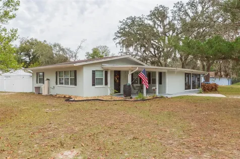 33437 Westwood Drive Dade City FL 33523