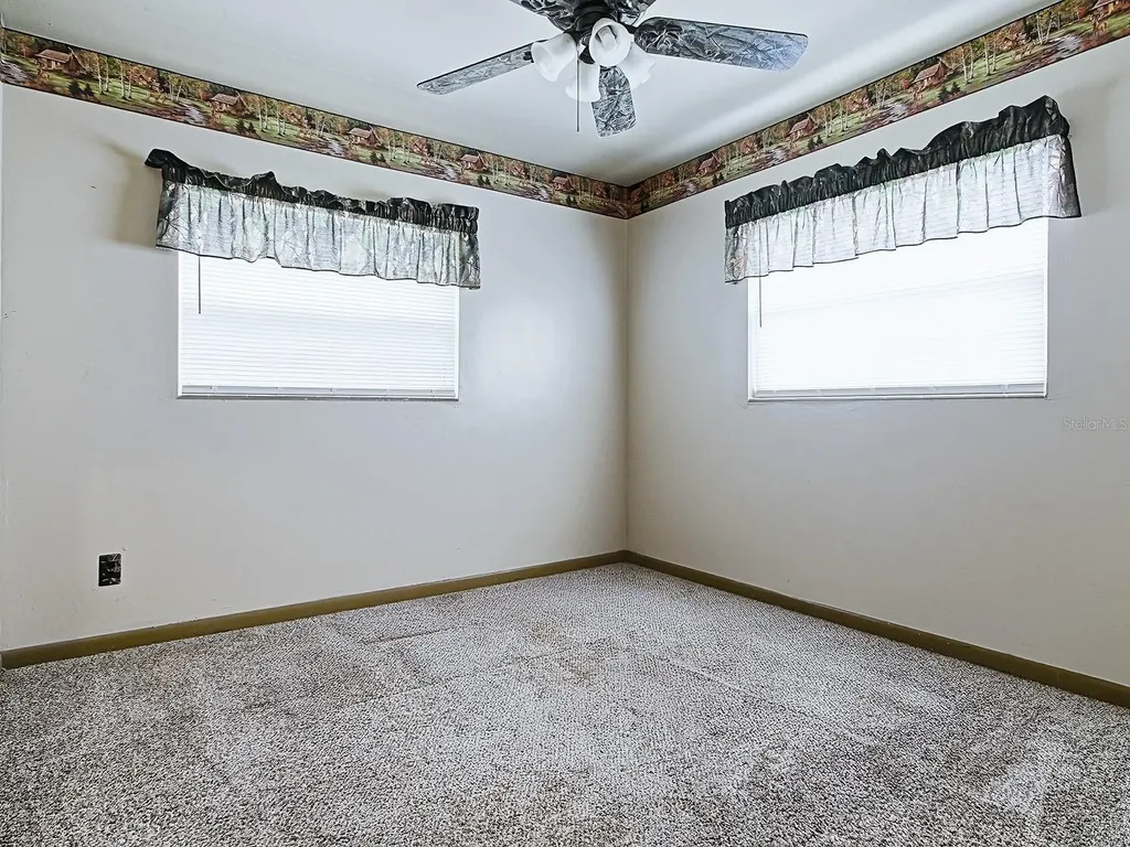 4988 County Road 155 Wildwood FL 34785