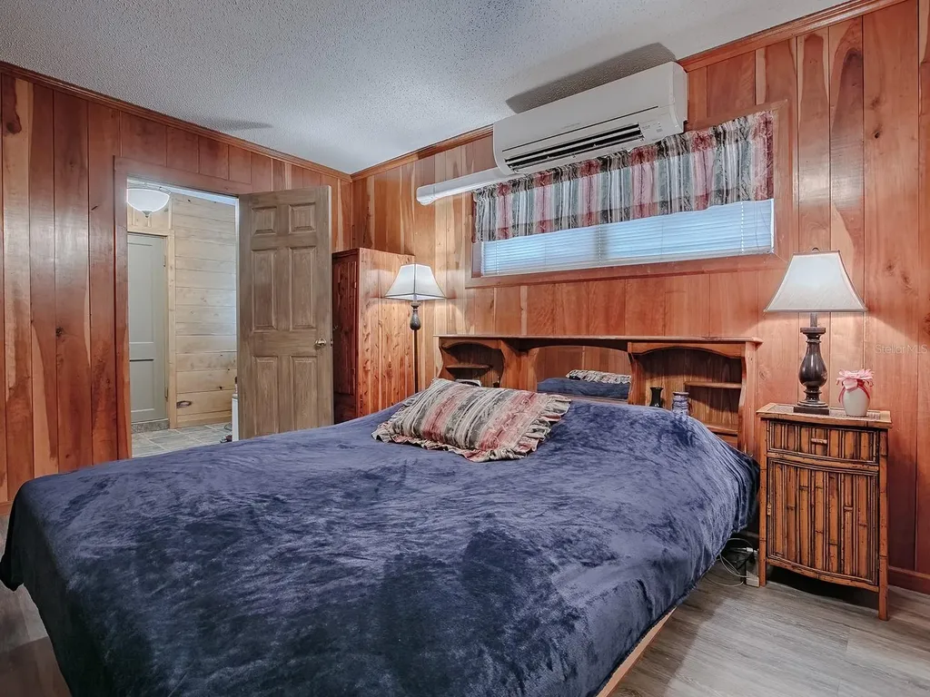 4988 County Road 155 Wildwood FL 34785