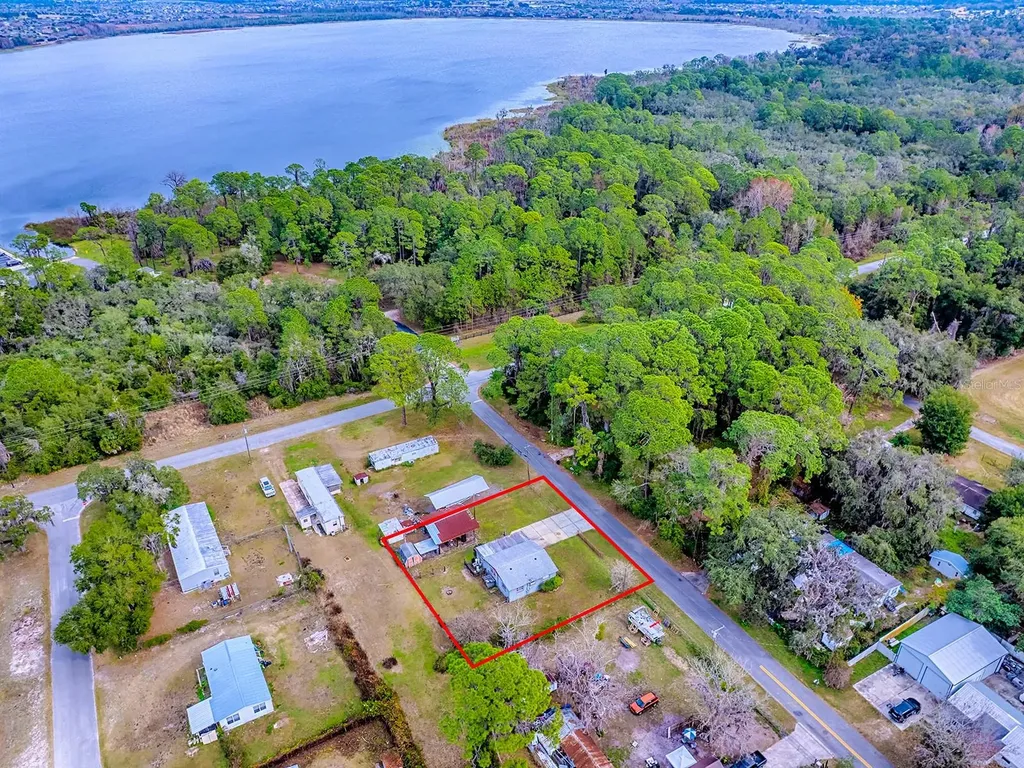 4988 County Road 155 Wildwood FL 34785