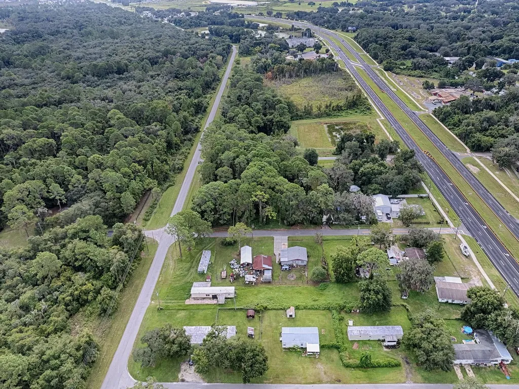 4988 County Road 155 Wildwood FL 34785