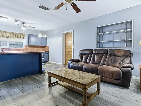 4988 County Road 155 Wildwood FL 34785
