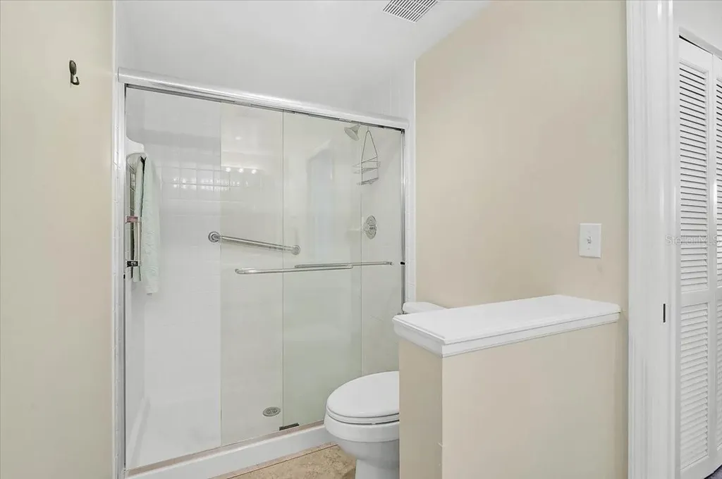 4215 Caddie Drive E Bradenton FL 34203