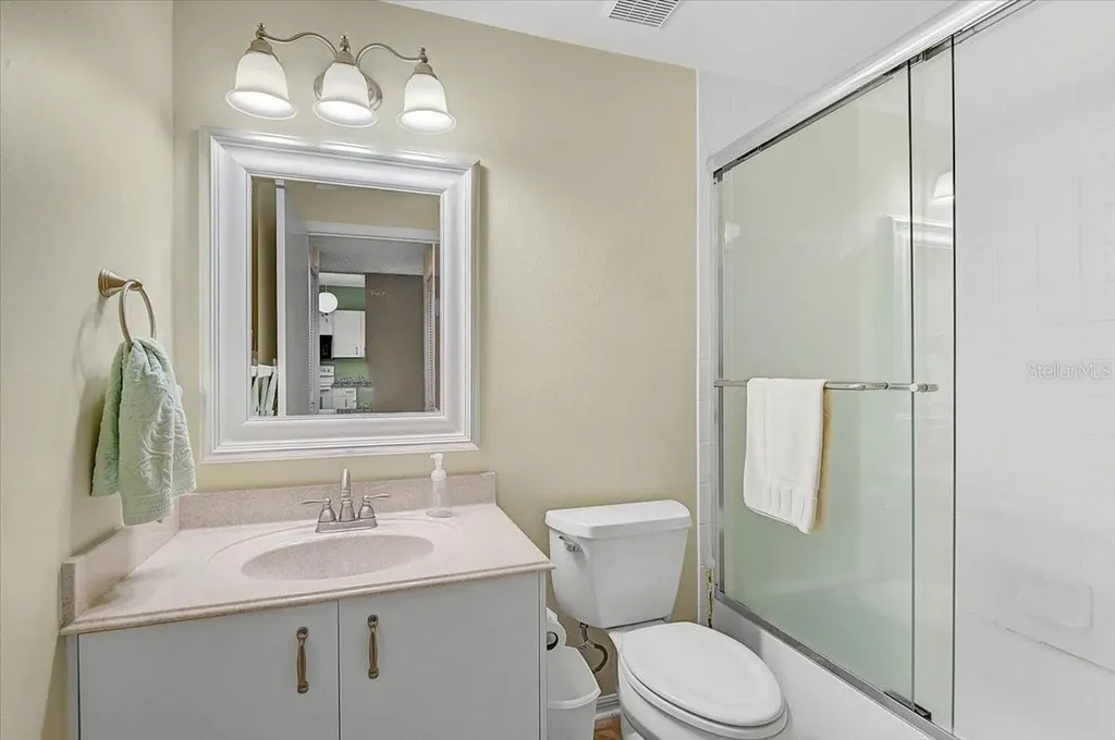 4215 Caddie Drive E Bradenton FL 34203