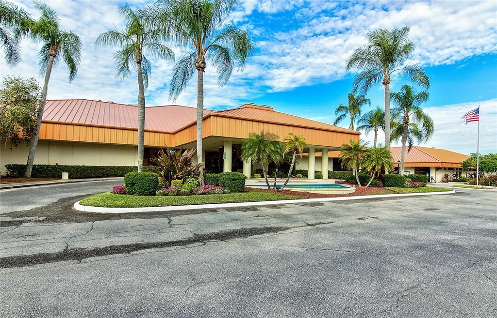 4215 Caddie Drive E Bradenton FL 34203