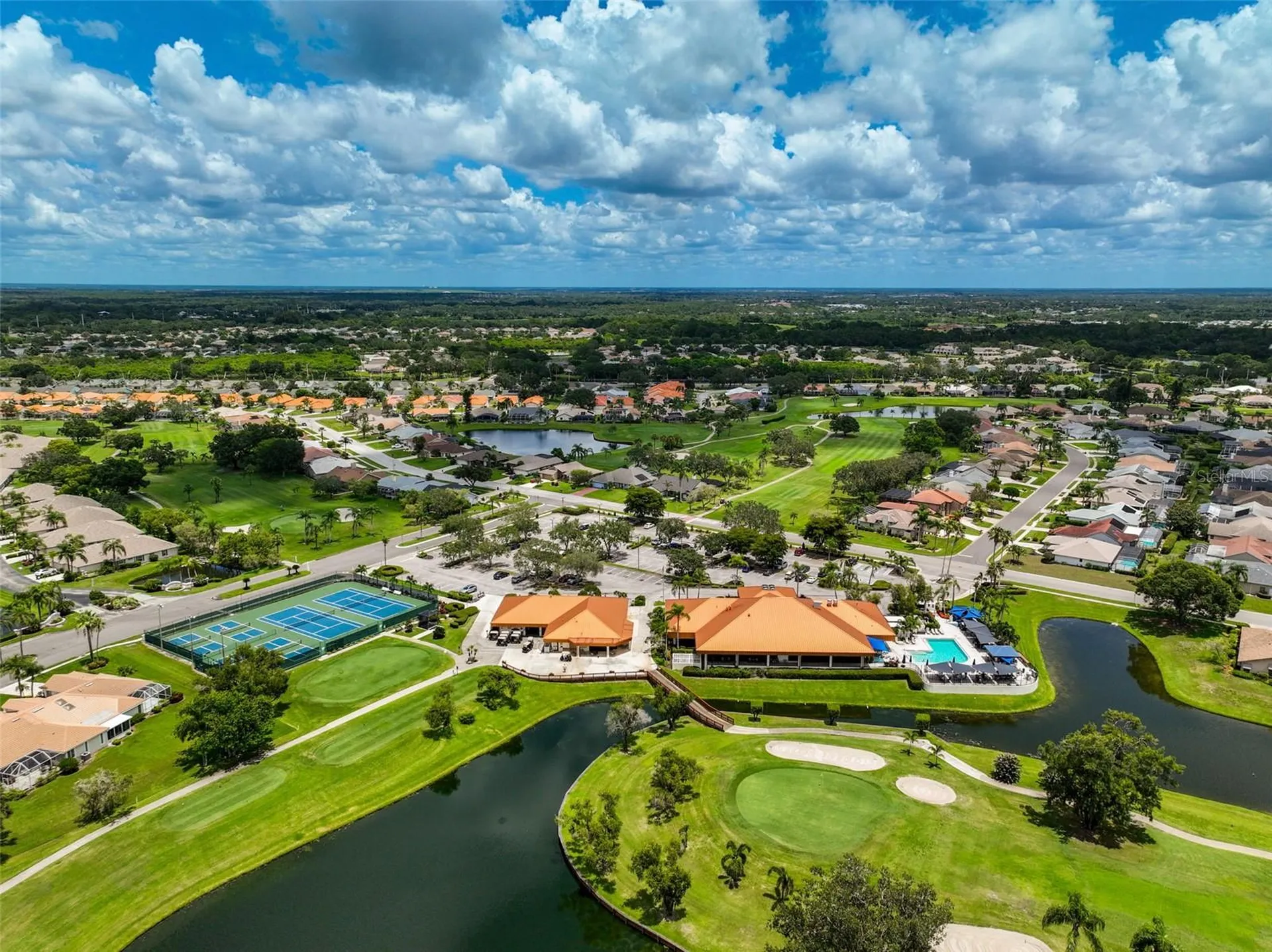 4215 Caddie Drive E Bradenton FL 34203