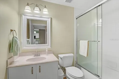 4215 Caddie Drive E Bradenton FL 34203