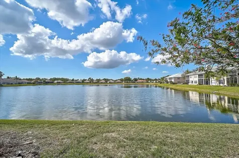 4215 Caddie Drive E Bradenton FL 34203
